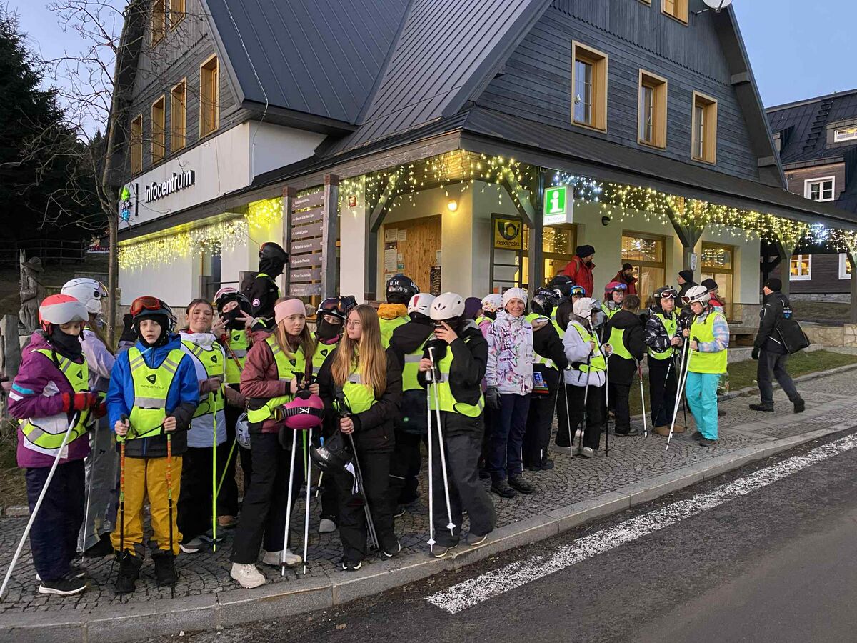 LYŽAŘSKÝ VÝCVIKOVÝ KURZ MALÁ ÚPA - den první