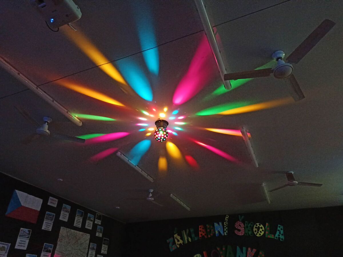 ZIMNÍ OLYMPIJSKÉ HRY 2026 A DISKOTÉKA