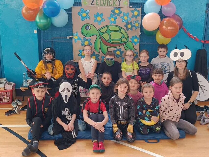  Celodružinový karneval 