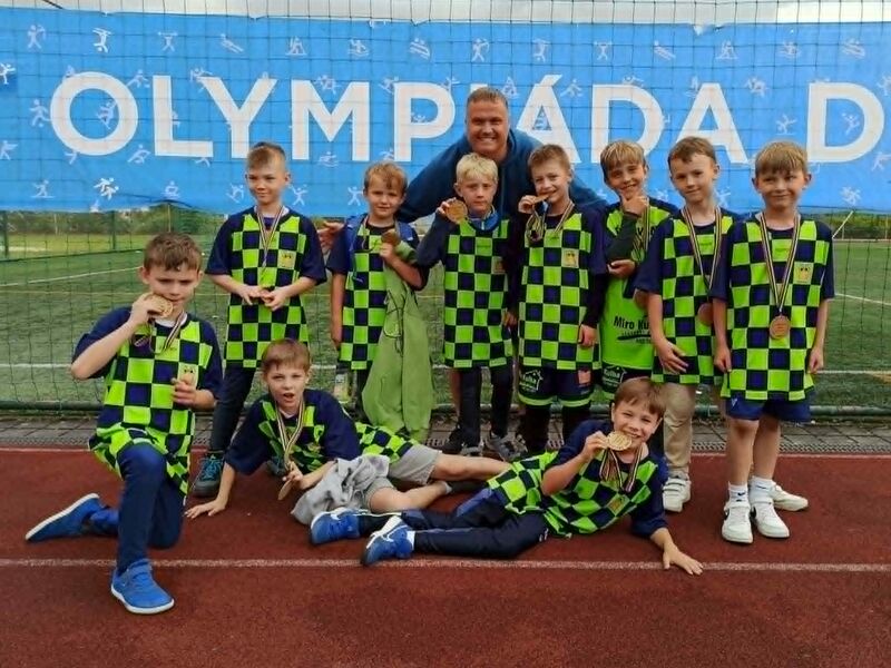 ČESKOLIPSKÁ ŠKOLNÍ OLYMPIÁDA 2026 - po prvním dni SLOVANKA v čele!!